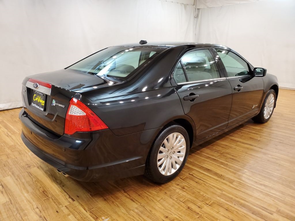 Pre Owned 2012 Ford Fusion Hybrid Base Fwd 4d Sedan