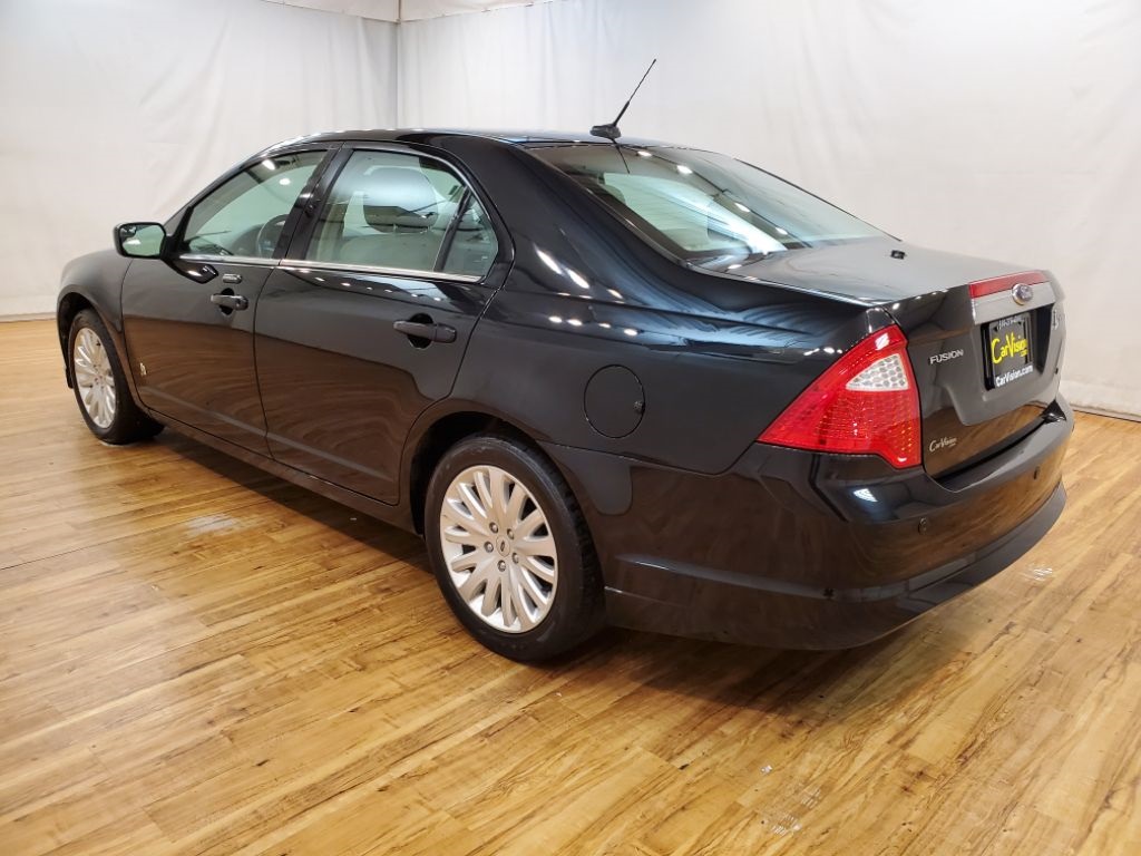 Pre Owned 2012 Ford Fusion Hybrid Base Fwd 4d Sedan