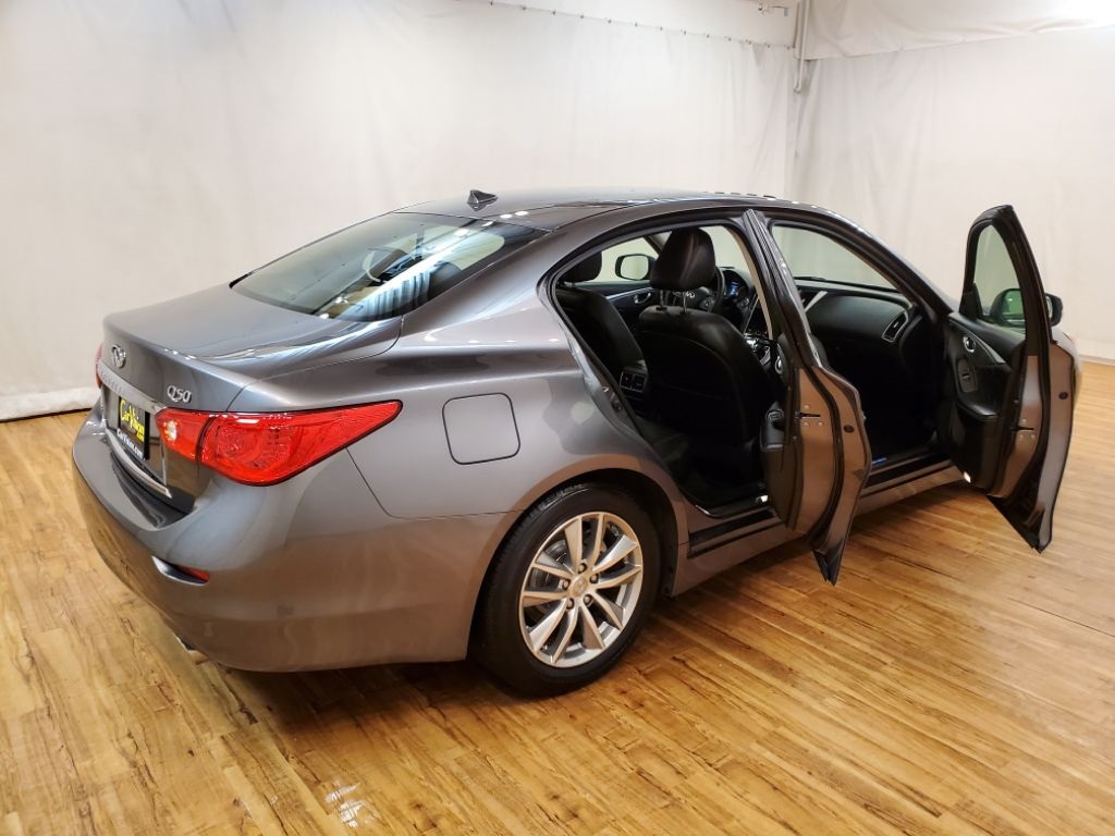 Pre-Owned 2016 INFINITI Q50 3.0t Premium NAVIGATION MOONROOF REAR